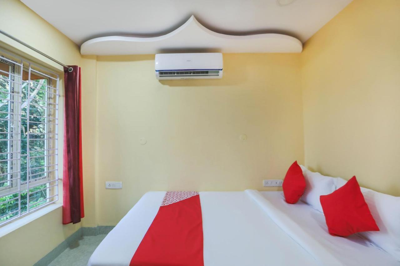 Oyo 62042 Niloy Guest House Jadabpur Ngoại thất bức ảnh