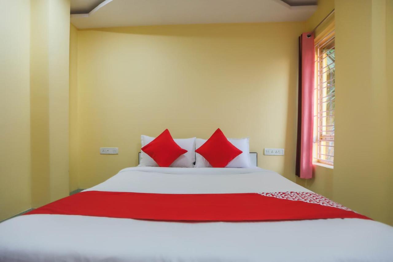 Oyo 62042 Niloy Guest House Jadabpur Ngoại thất bức ảnh